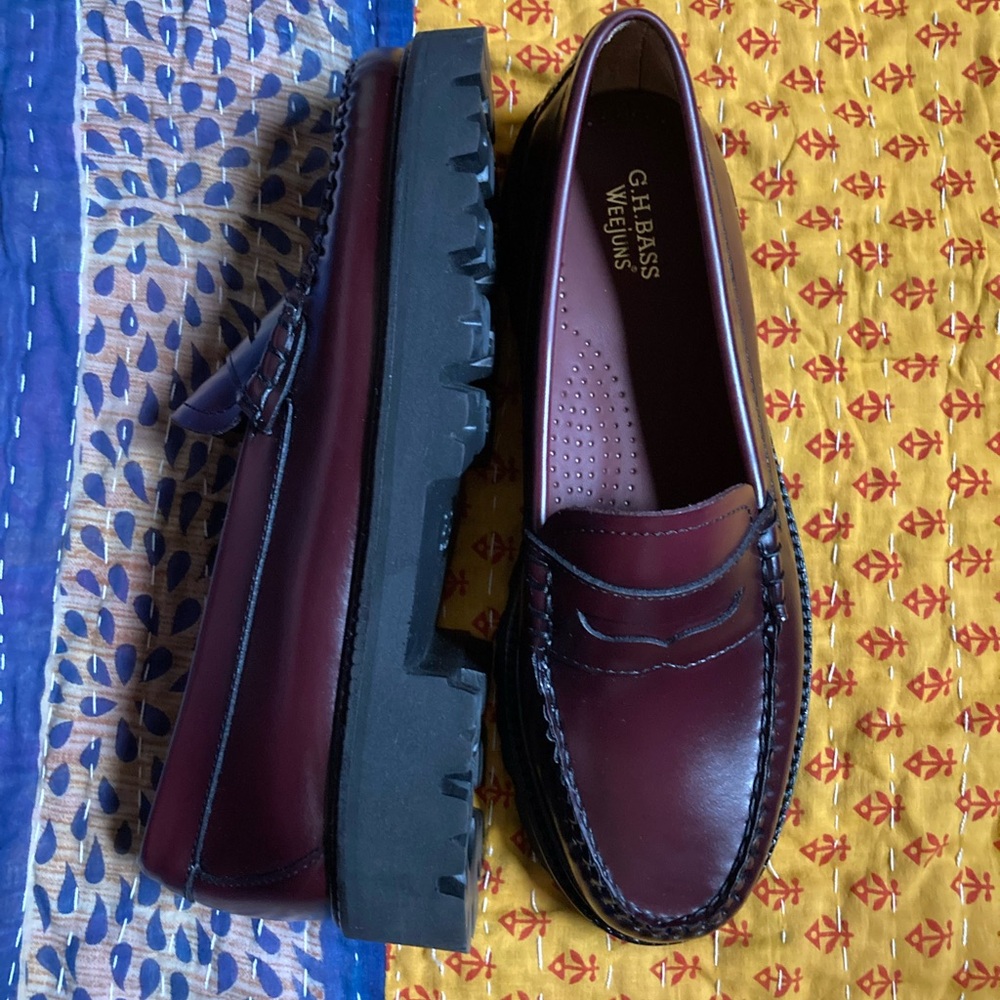 G.H. Bass & Co. Whitney Super Lug Loafers in Burgundy